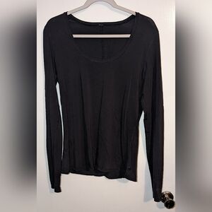 Lululemon Black Long Sleeve